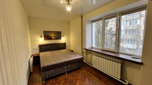 Сдаю квартиру в Евпатории на длительный срок Цена 20000 руб.